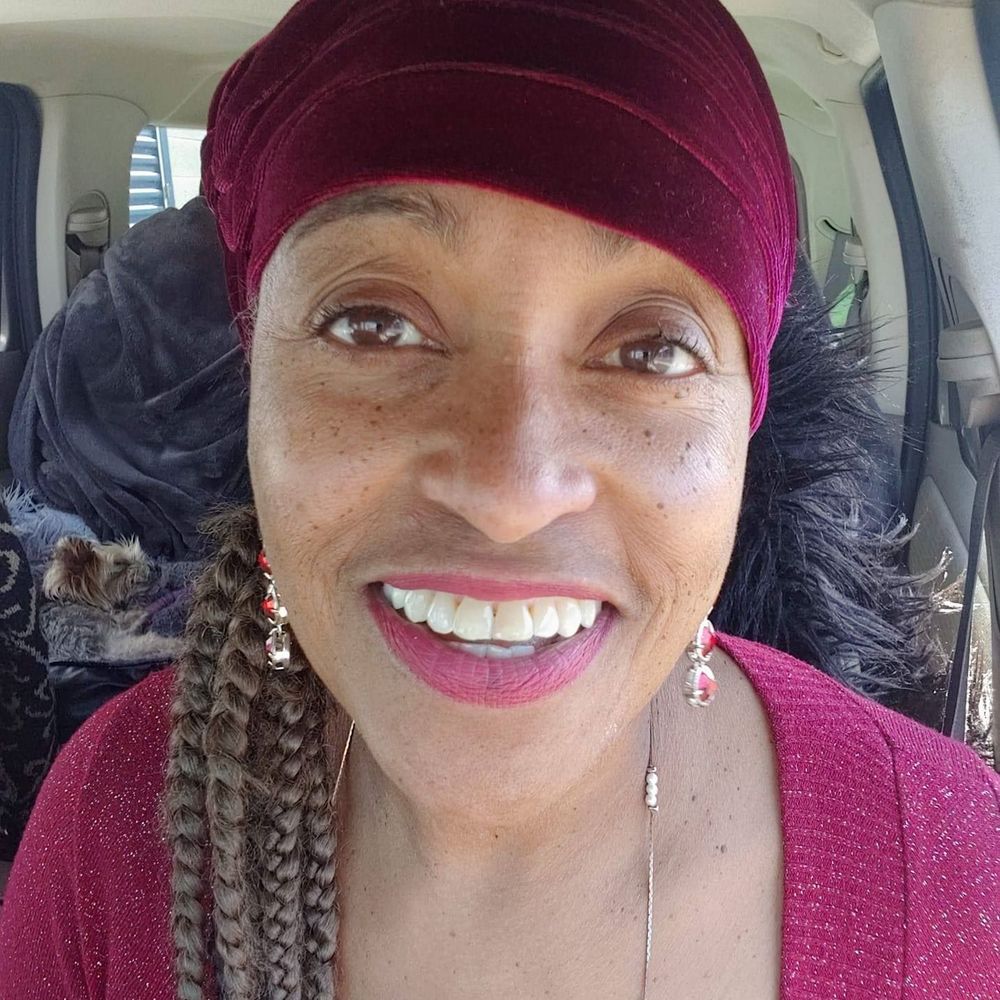 Meet your Posher, Sheila